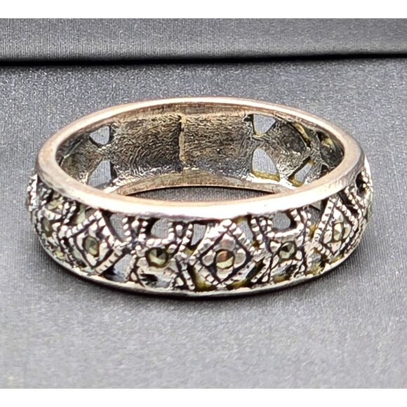Unknown Hallmark Jewelry - VTG Sterling Silver & Marcasite Lace Filigree 6.3mm Band Ring Size 7.5 Signed